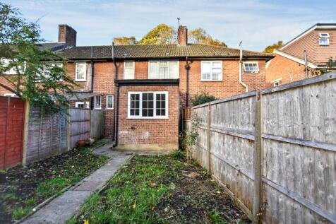 19 Escott Gardens, Mottingham, London, SE9 4BQ