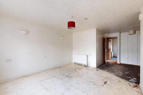 Flat 31, Cotton Avenue, Acton, London, W3 6YE