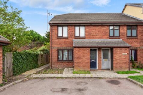 Flat 31, Cotton Avenue, Acton, London, W3 6YE