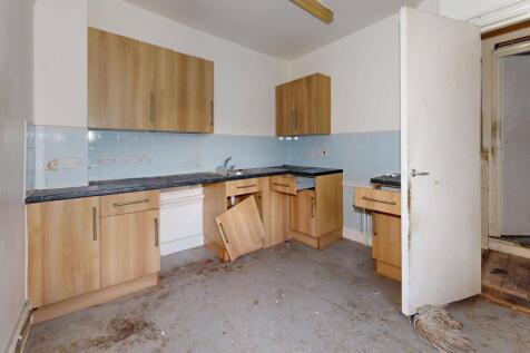 Flat B, 17 Durley Road, Stamford Hill, London, N16 5JW