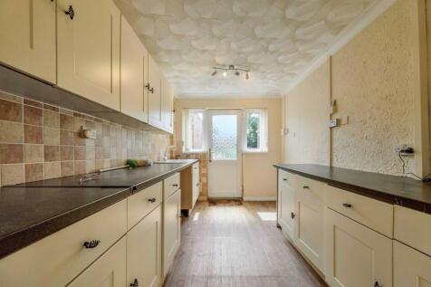 29 Thruxton Road, Havant, Hampshire, PO9 4DG