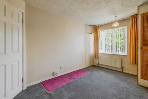 29 Thruxton Road, Havant, Hampshire, PO9 4DG