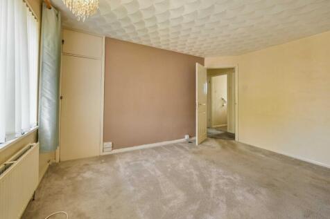 29 Thruxton Road, Havant, Hampshire, PO9 4DG