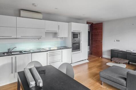 Flat 8 City View Apartments, 29A Saffron Hill, London EC1N 8AG