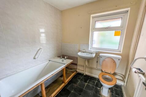 80 Lime Kiln, Royal Wootton Bassett, Swindon, Wiltshire, SN4 7HG