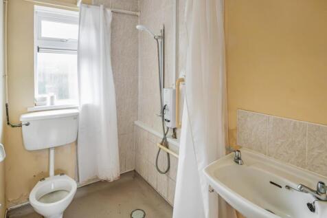 8 Honey Mead, Calne, Wiltshire, SN11 8BH