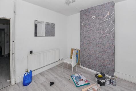 5 Laurel Avenue, Runcorn Road, Birmingham B12 8RD