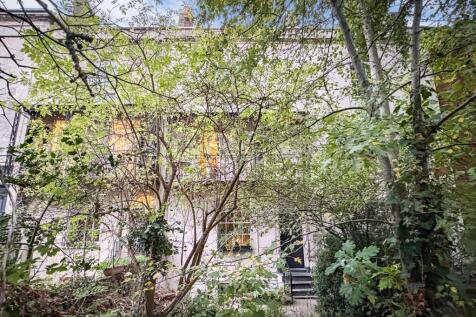 Flat A, 21 Ashley Road, Montpelier, Bristol, BS6 5NH