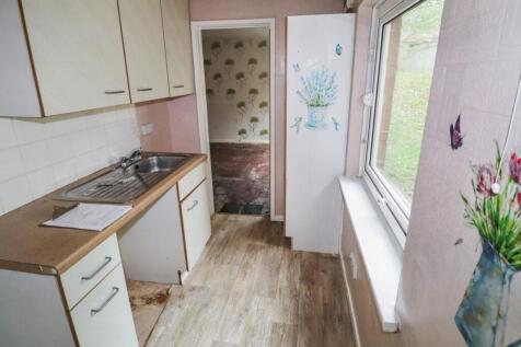 62 Firthcliffe Road, Liversedge, West Yorkshire, WF15 6HF