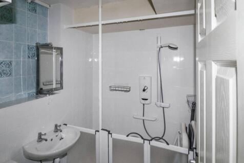 62 Firthcliffe Road, Liversedge, West Yorkshire, WF15 6HF