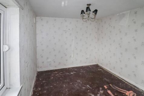 62 Firthcliffe Road, Liversedge, West Yorkshire, WF15 6HF