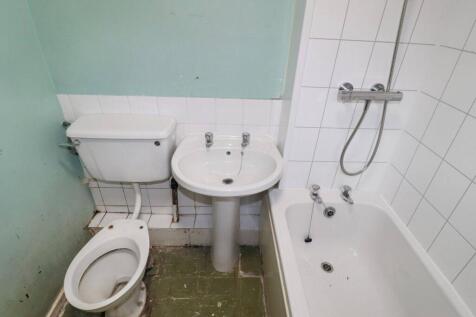 113 Firthcliffe Road, Liversedge, West Yorkshire, WF15 6HS