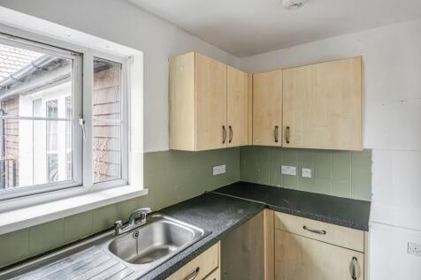 18 Wessex Close, Hungerford, Berkshire, RG17 0NT