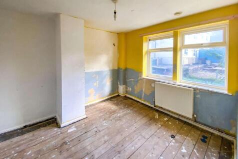 24 Pockeridge Road, Corsham, Wiltshire, SN13 9SB