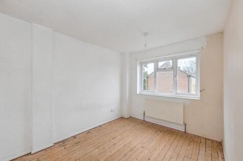 6A Holme Close, Cheshunt, Waltham Cross EN8 8ST