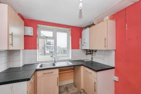 6A Holme Close, Cheshunt, Waltham Cross EN8 8ST