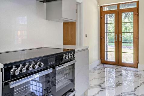 Plas Glyndwr, Cwmdu, Crickhowell, NP8 1RT