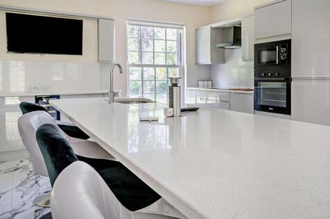 Plas Glyndwr, Cwmdu, Crickhowell, NP8 1RT