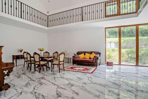 Plas Glyndwr, Cwmdu, Crickhowell, NP8 1RT