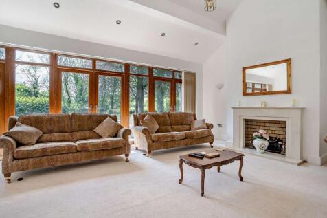 Plas Glyndwr, Cwmdu, Crickhowell, NP8 1RT