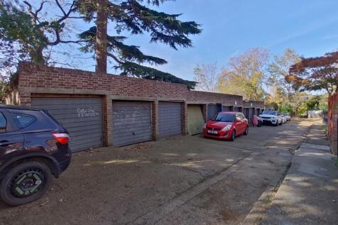 Garage 7 Hilltop Court, 345 Grange Road, Norwood, London SE19 3BX