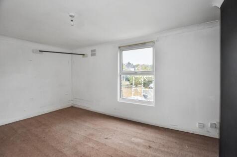 29 Waverley Road, Plumstead, SE18 7TL