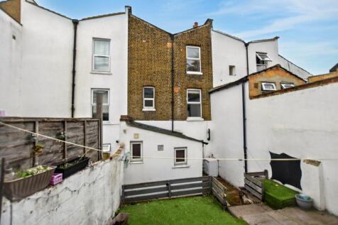 29 Waverley Road, Plumstead, SE18 7TL