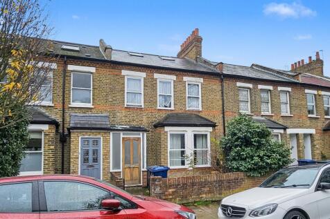 136 Darwin Road, Ealing, London, W5 4BH