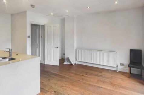 136 Darwin Road, Ealing, London, W5 4BH