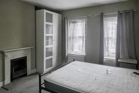 136 Darwin Road, Ealing, London, W5 4BH