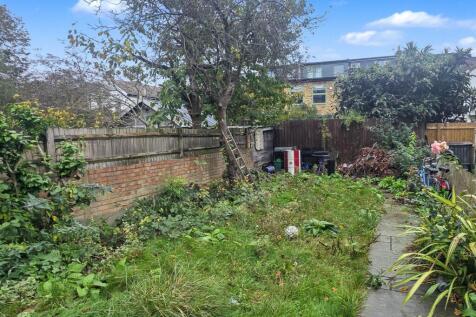 136 Darwin Road, Ealing, London, W5 4BH