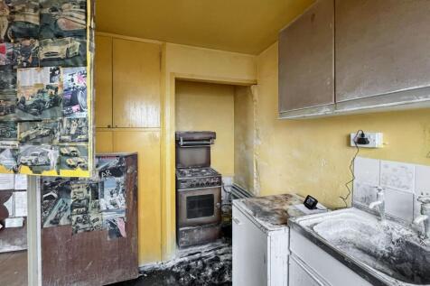 Flat 31 Lloyd House, 20 Tavistock Road, Croydon, Surrey, CR0 2AN