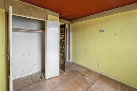 Flat 31 Lloyd House, 20 Tavistock Road, Croydon, Surrey, CR0 2AN