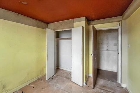 Flat 31 Lloyd House, 20 Tavistock Road, Croydon, Surrey, CR0 2AN