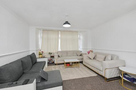 874 Green Lane, Dagenham, London, RM8 1BX