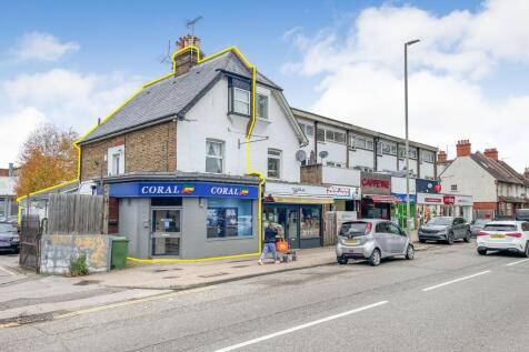 203 Kingston Road, Leatherhead, Surrey KT22 7BP