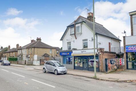 203 Kingston Road, Leatherhead, Surrey KT22 7BP