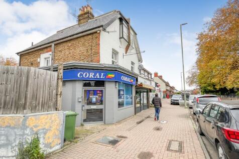 203 Kingston Road, Leatherhead, Surrey KT22 7BP