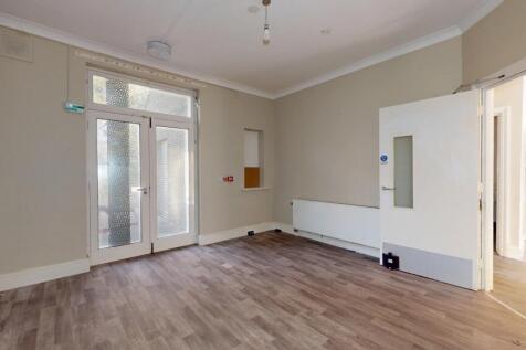 4 &amp; 6 Rosswood Gardens, Wallington SM6 8QZ