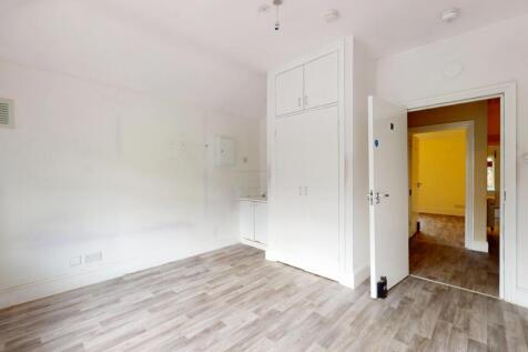 4 &amp; 6 Rosswood Gardens, Wallington SM6 8QZ