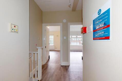 4 &amp; 6 Rosswood Gardens, Wallington SM6 8QZ