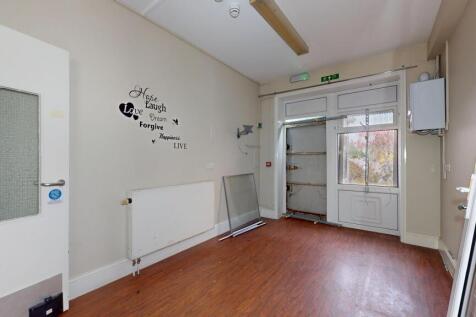 4 &amp; 6 Rosswood Gardens, Wallington SM6 8QZ