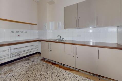 4 &amp; 6 Rosswood Gardens, Wallington SM6 8QZ