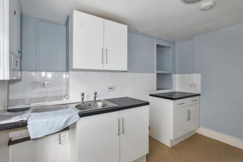 Flat A, 104 Peckham Hill Street, Peckham, London, SE15 5JT