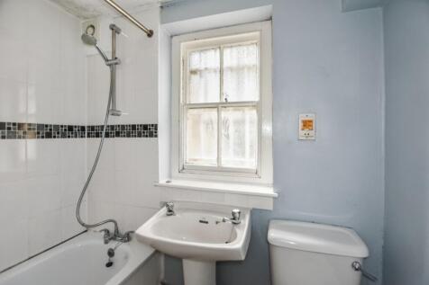 Flat A, 104 Peckham Hill Street, Peckham, London, SE15 5JT
