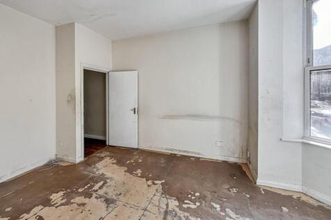 26a Ramsden Road, Balham, London SW12 8QY