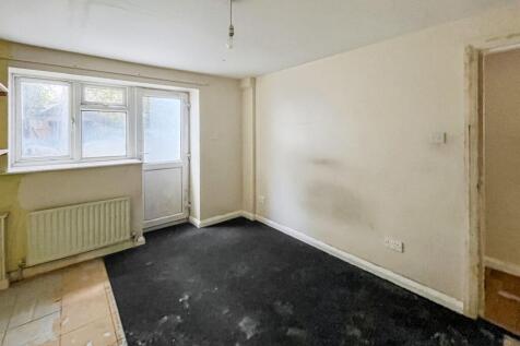 26a Ramsden Road, Balham, London SW12 8QY