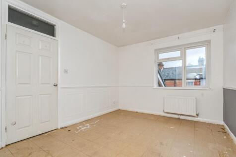 12 Bernard Court, Vale Road, Camberley GU15 3AY