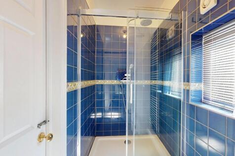 2 Thornbury Road, Isleworth TW7 4HG