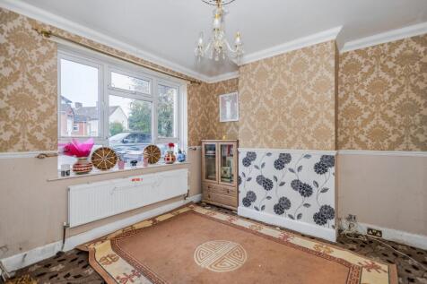 53 Hillborough Road, Luton LU1 5EY